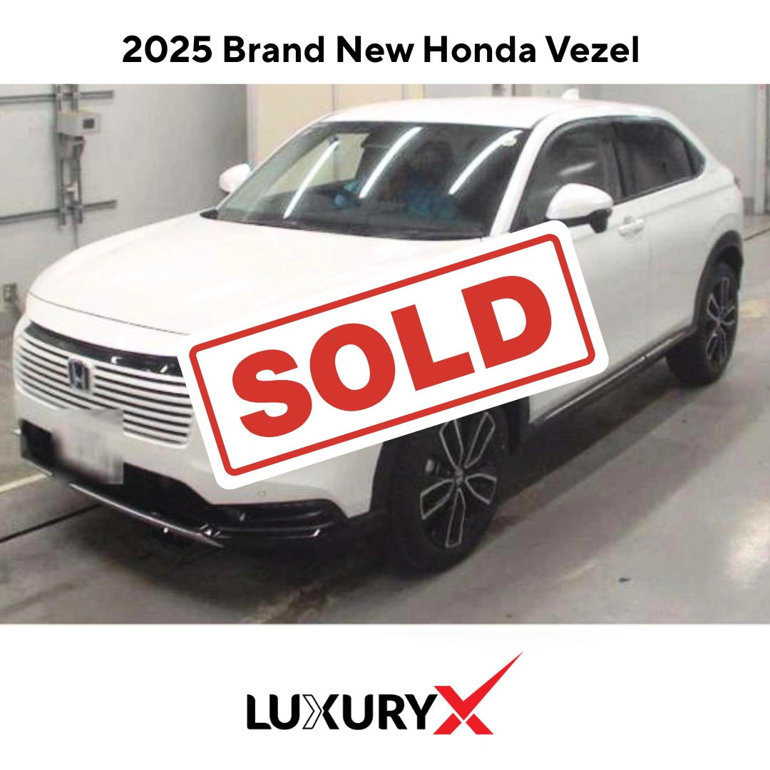 2025 Honda Vezel e:HEV Z Hybrid – Pearl White | Brand New | 10km